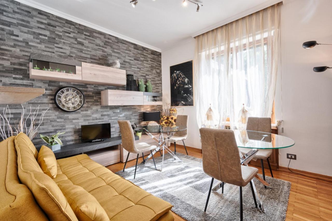 Casa Vacanza Il Sorriso Del Lago 2 Avigliana Exterior foto