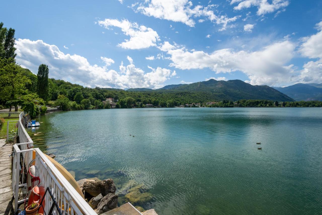 Casa Vacanza Il Sorriso Del Lago 2 Avigliana Exterior foto